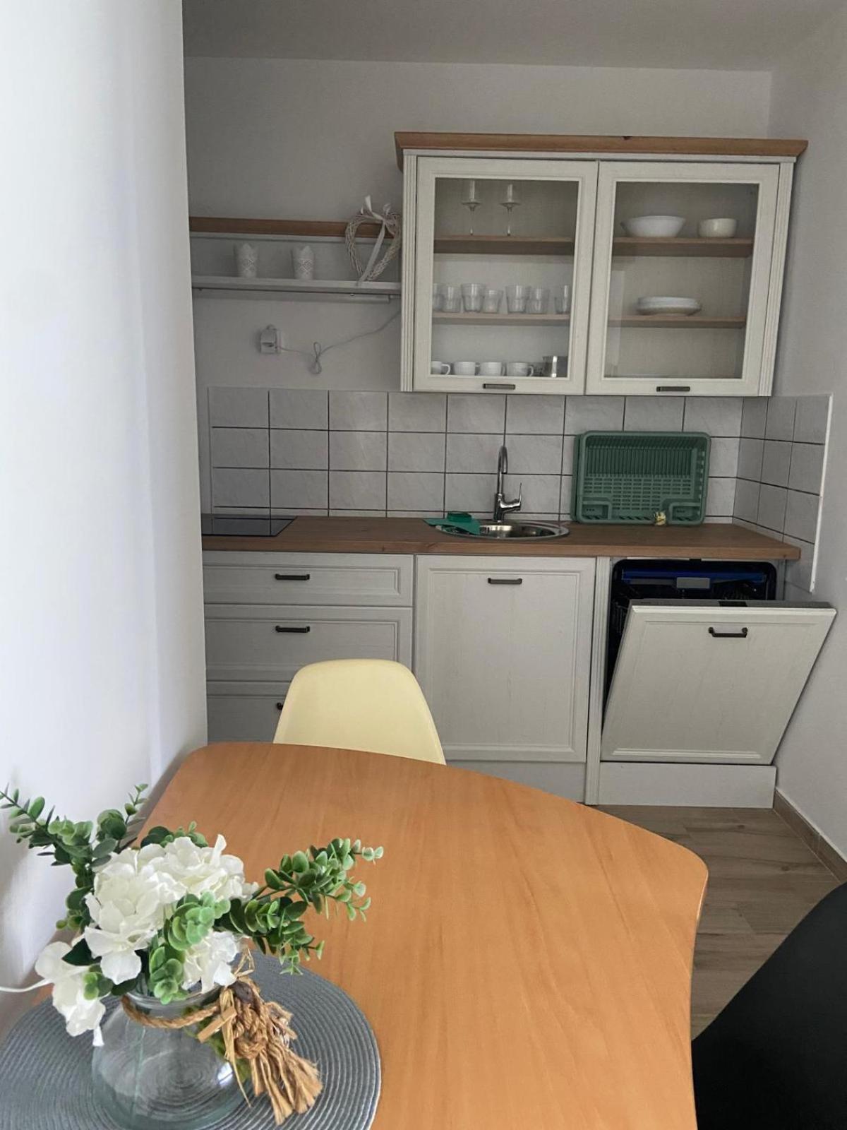 Oguic Apartman พาก ภายนอก รูปภาพ
