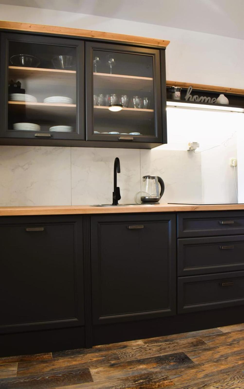 Oguic Apartman พาก ภายนอก รูปภาพ
